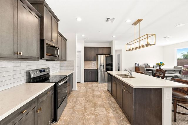 27108 Oncore Drive, Menifee, CA 92585