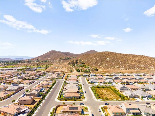 27108 Oncore Drive, Menifee, CA 92585