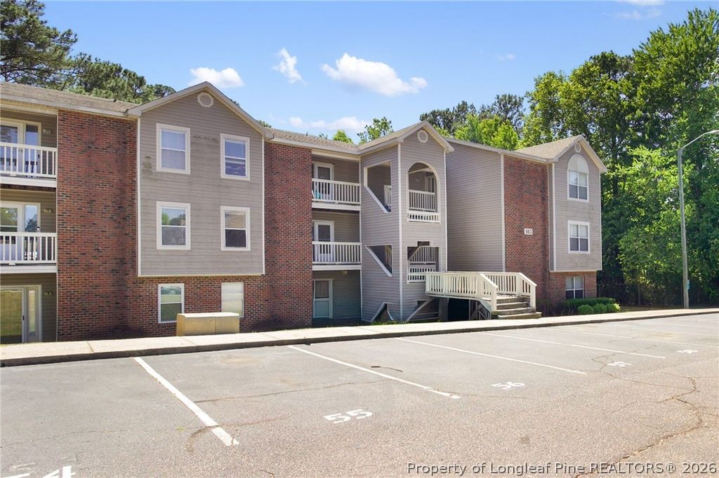 663 Bartons Landing Place 14, Fayetteville, NC 28314 — photo 4