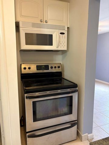 626 Minnesota Street, Lantana, FL 33462