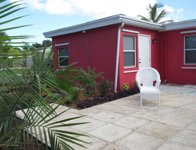626 Minnesota Street, Lantana, FL 33462