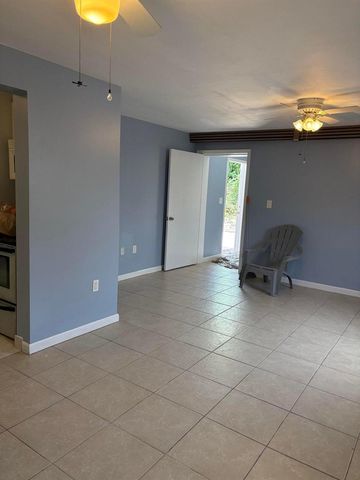 626 Minnesota Street, Lantana, FL 33462