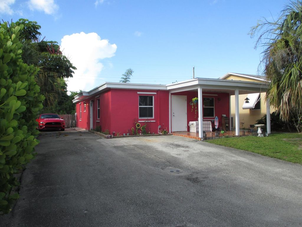 626 Minnesota Street, Lantana, FL 33462
