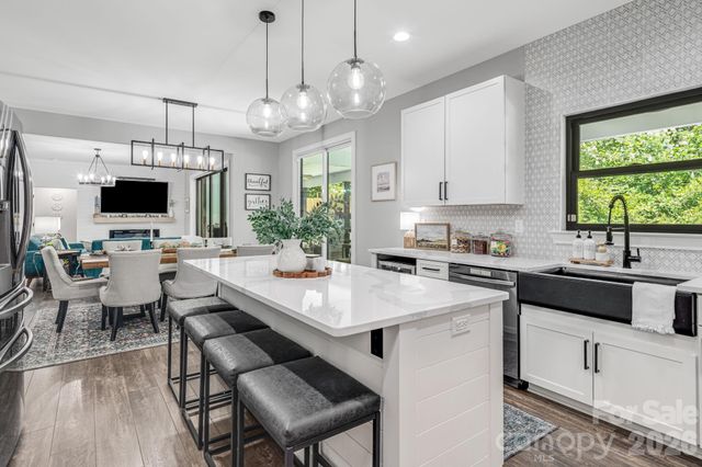 67 Apple Meadow Court, Hendersonville, NC 28739