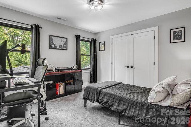 67 Apple Meadow Court, Hendersonville, NC 28739