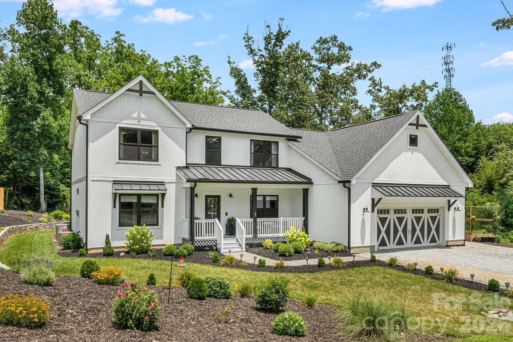 67 Apple Meadow Court, Hendersonville, NC 28739
