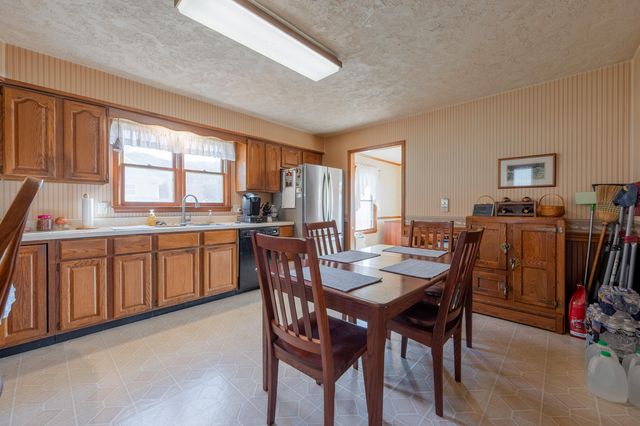 4106 Falling Creek DR, Vinton, VA 24179