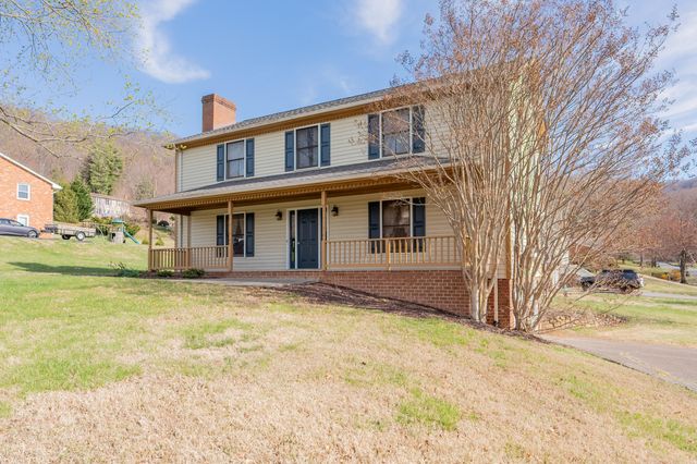 4106 Falling Creek DR, Vinton, VA 24179