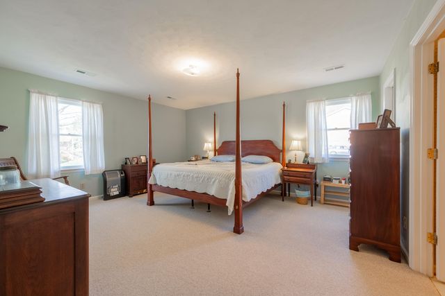 4106 Falling Creek DR, Vinton, VA 24179