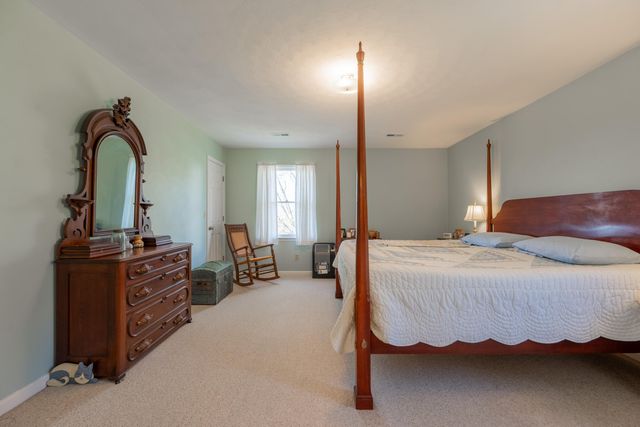 4106 Falling Creek DR, Vinton, VA 24179