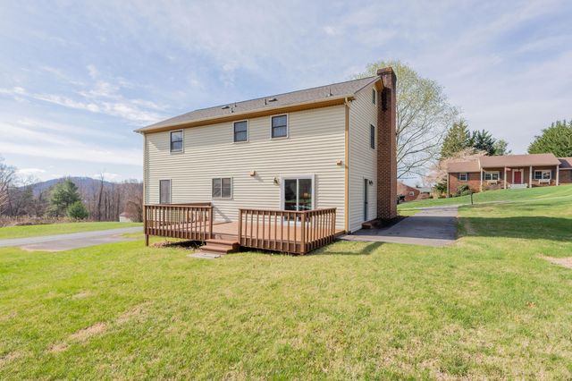 4106 Falling Creek DR, Vinton, VA 24179