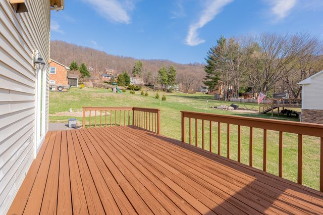 4106 Falling Creek DR, Vinton, VA 24179