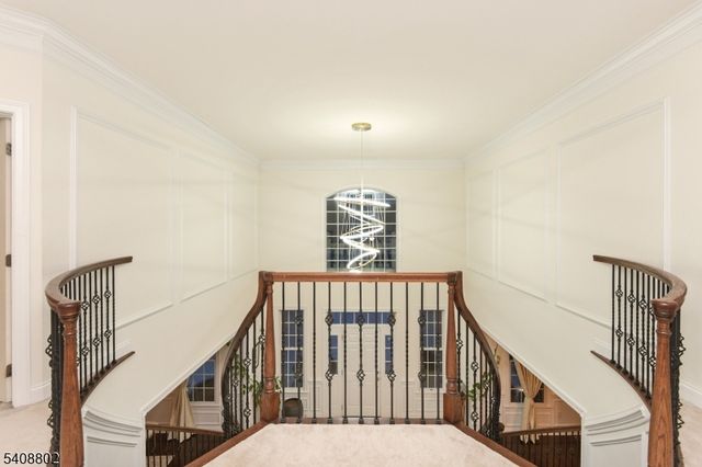 10 Raker Ct, Hillsborough Twp., NJ 08844