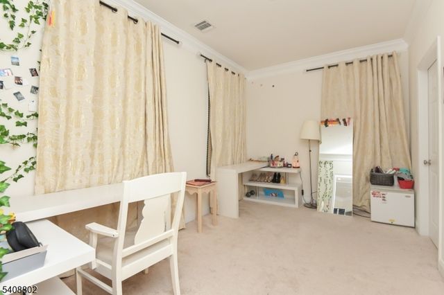 10 Raker Ct, Hillsborough Twp., NJ 08844