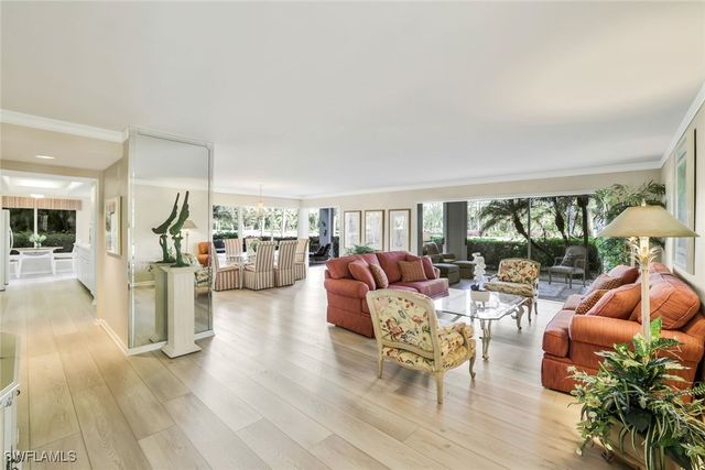 1111 Wildwood LN 1111, Naples, FL 34105