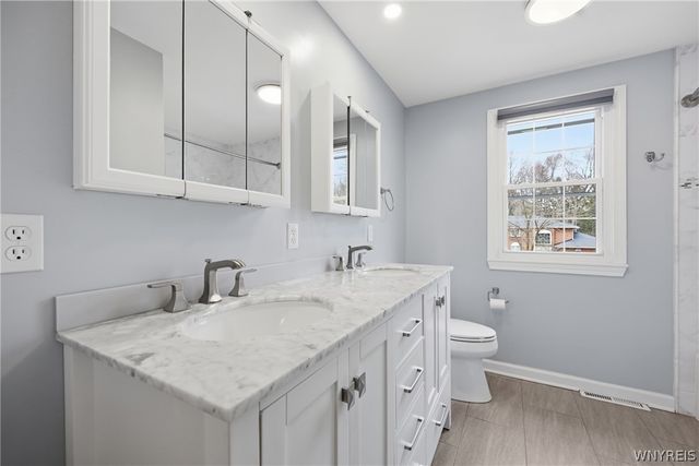 95 Autumnview Road, Amherst, NY 14221