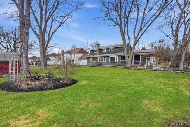 95 Autumnview Road, Amherst, NY 14221