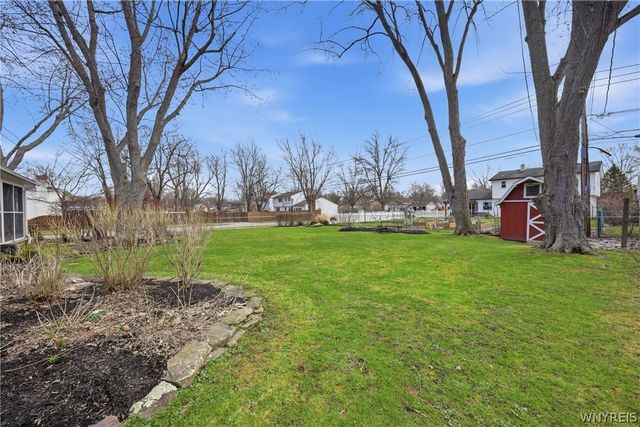 95 Autumnview Road, Amherst, NY 14221