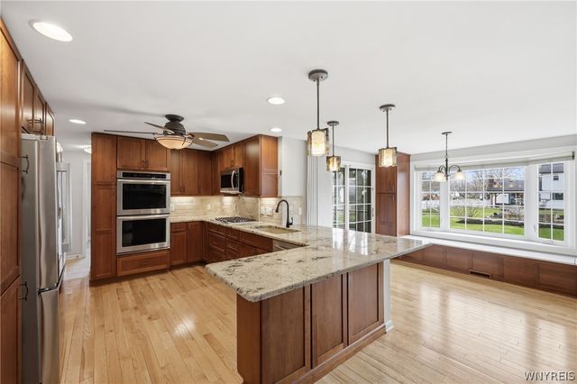 95 Autumnview Road, Amherst, NY 14221