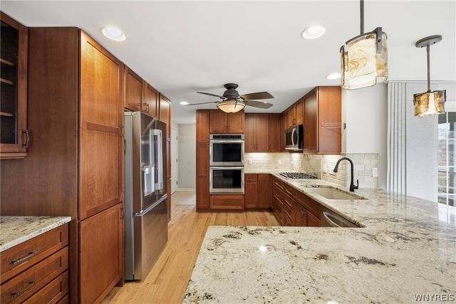 95 Autumnview Road, Amherst, NY 14221