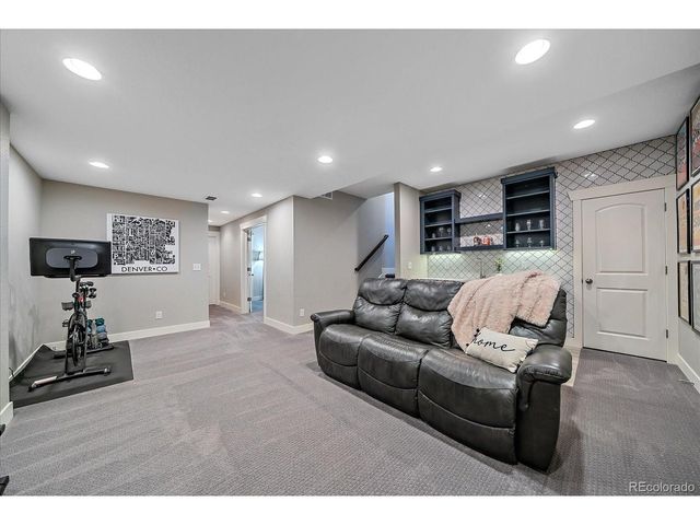 8528 E 54th Pl, Denver, CO 80238