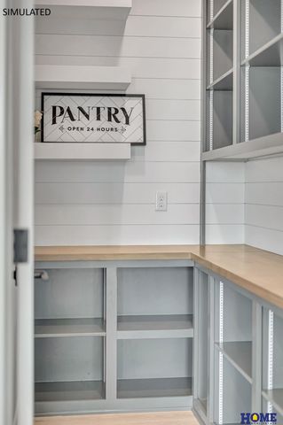 7920 Ephraem Lane, Lincoln, NE 68516