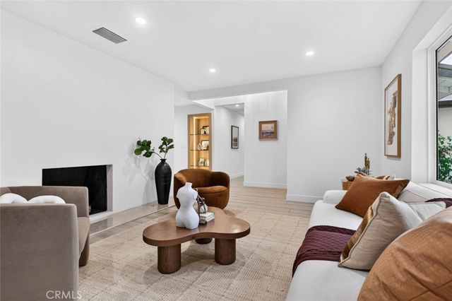 6432 Creemore Lane, Tujunga, CA 91042