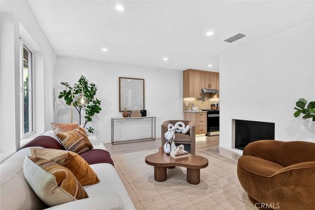6432 Creemore Lane, Tujunga, CA 91042