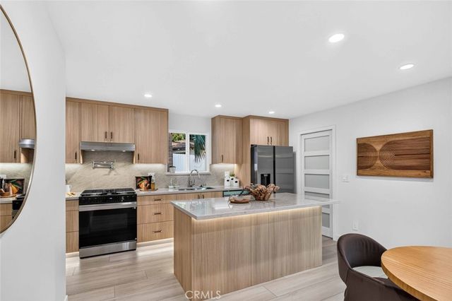 6432 Creemore Lane, Tujunga, CA 91042