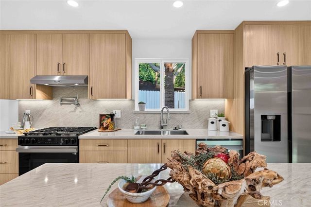 6432 Creemore Lane, Tujunga, CA 91042