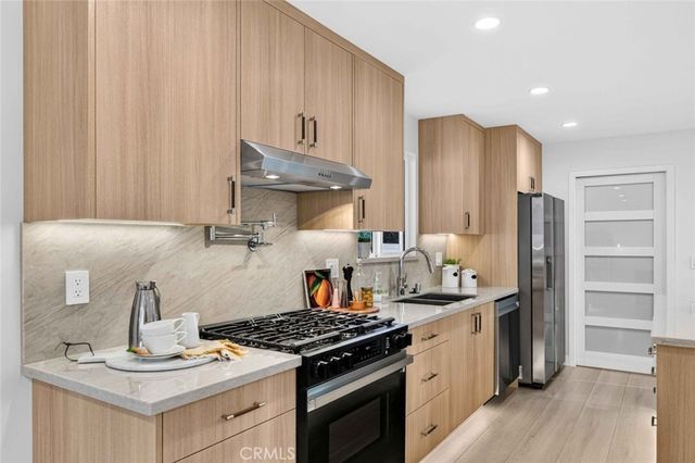 6432 Creemore Lane, Tujunga, CA 91042