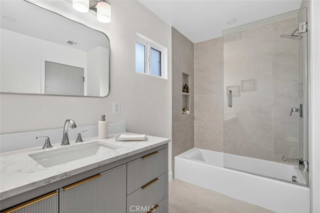 6432 Creemore Lane, Tujunga, CA 91042