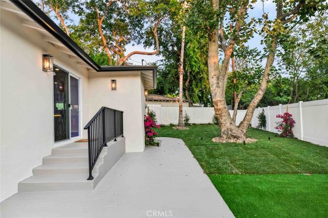 6432 Creemore Lane, Tujunga, CA 91042