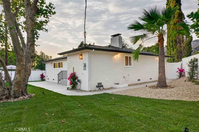 6432 Creemore Lane, Tujunga, CA 91042