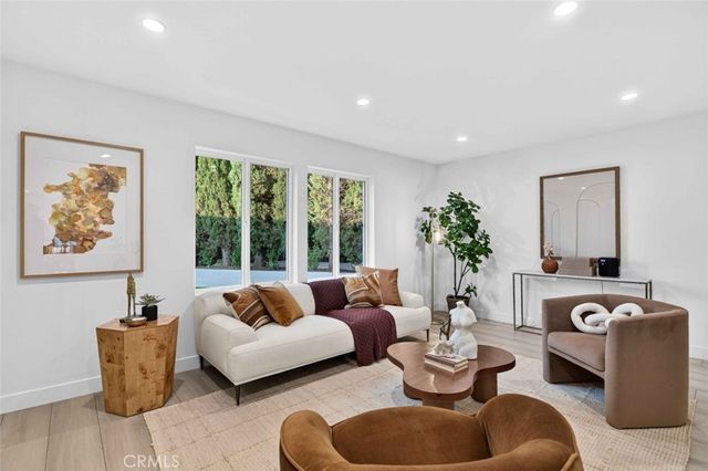 6432 Creemore Lane, Tujunga, CA 91042