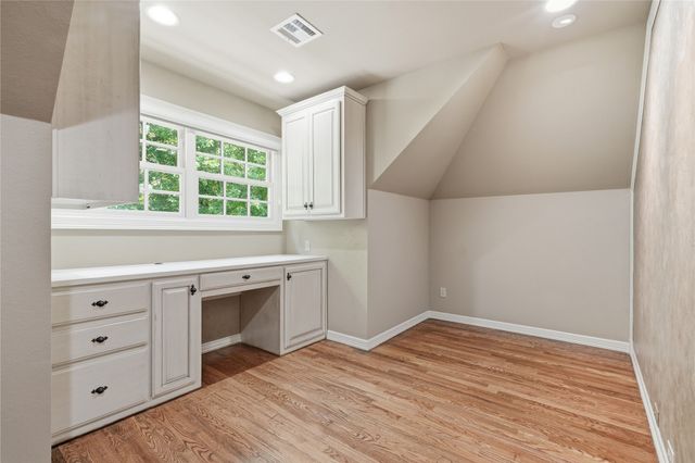11905 S 4th Street, Jenks, OK 74037