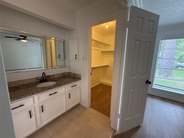 2075 Little Cedar Drive, Houston, TX 77339