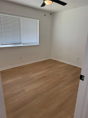 2075 Little Cedar Drive, Houston, TX 77339