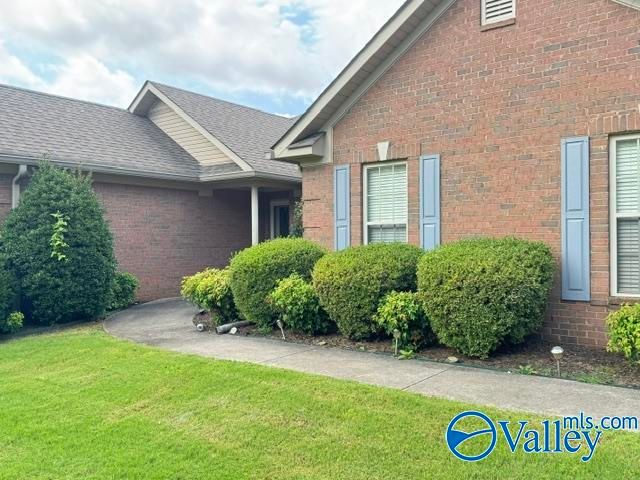 844 Wess Taylor Road NE, Huntsville, AL 35811