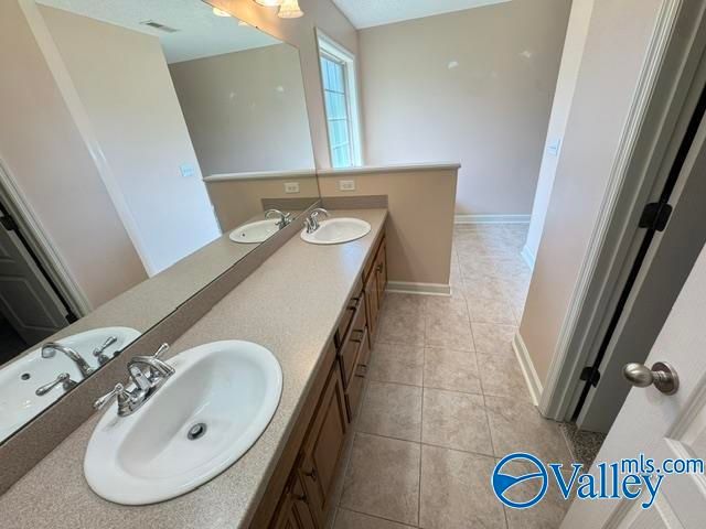 844 Wess Taylor Road NE, Huntsville, AL 35811