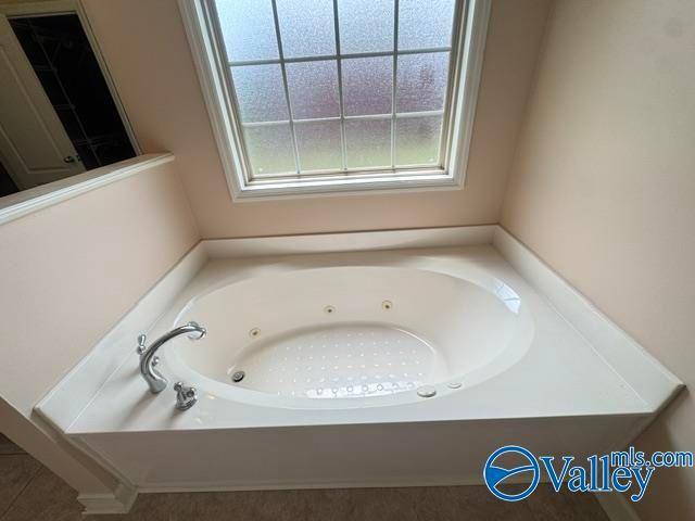 844 Wess Taylor Road NE, Huntsville, AL 35811