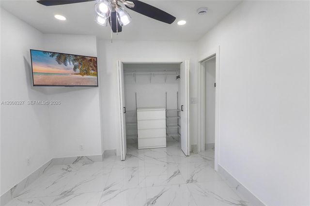 3001 SW 35th Ave front, West Park, FL 33023