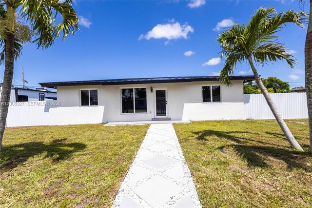 3001 SW 35th Ave front, West Park, FL 33023