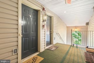 7014 METROPOLITAN PL #302, Falls Church, VA 22043