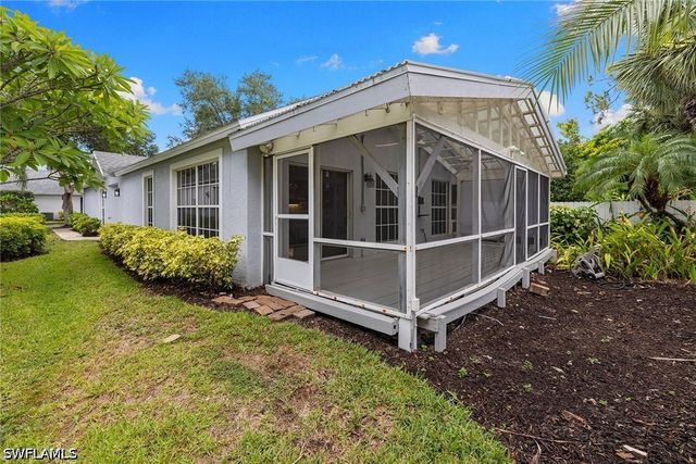 3157 Carriage CIR, Naples, FL 34105