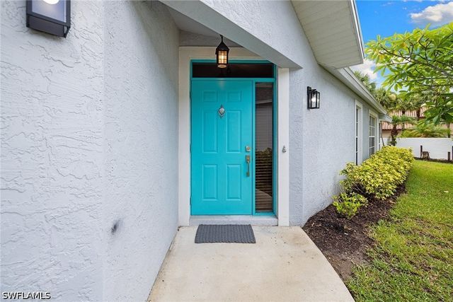 3157 Carriage CIR, Naples, FL 34105