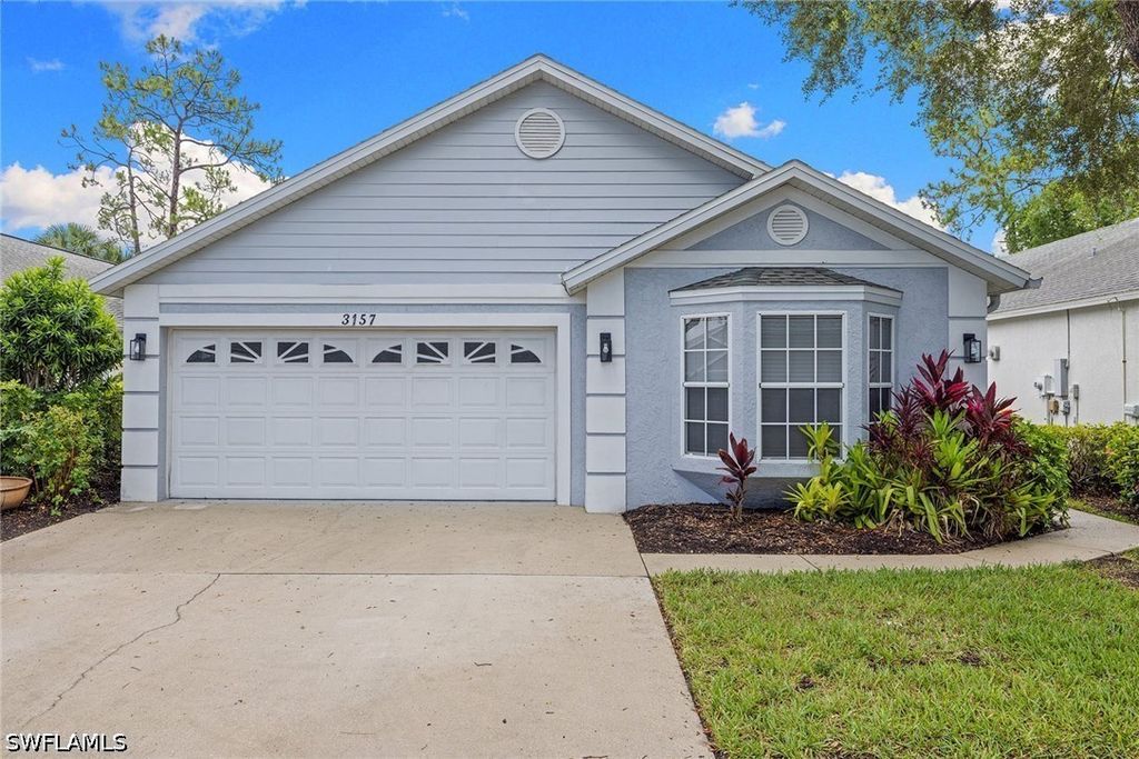 3157 Carriage CIR, Naples, FL 34105