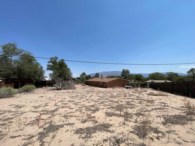 10719 Calle De Celina NW, Corrales, NM 87048