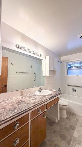 2211 W Wabash Ave, Spokane, WA 99205