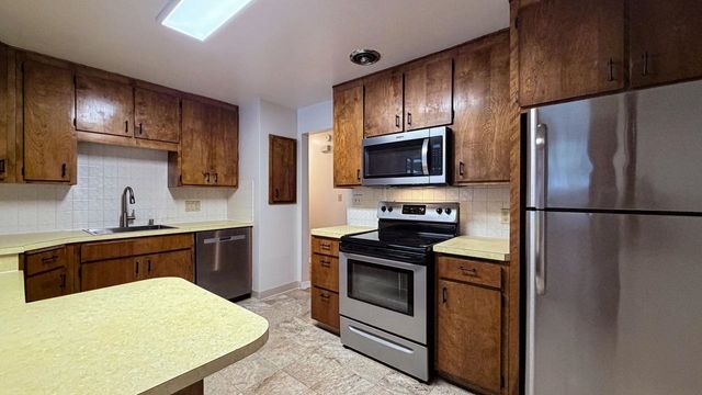 2211 W Wabash Ave, Spokane, WA 99205